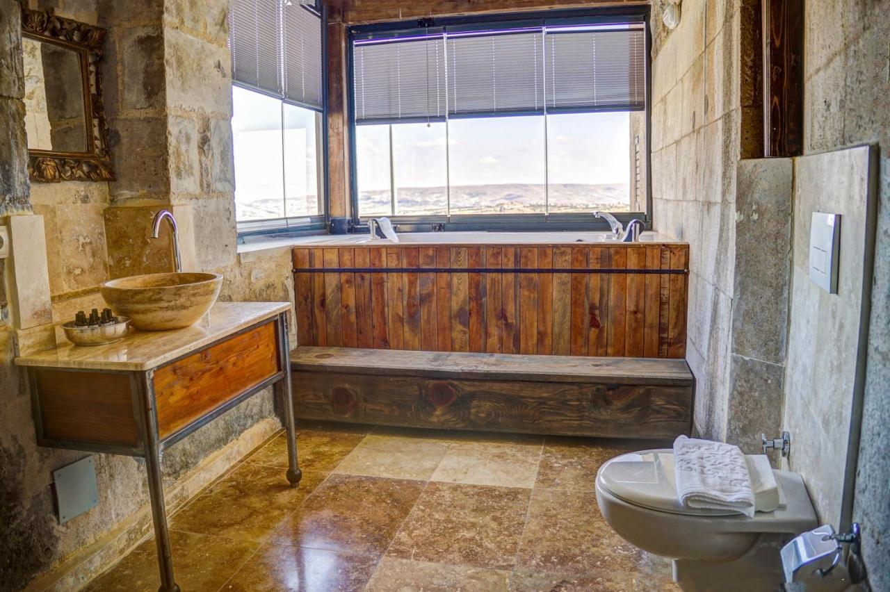 לינה וארוחת בוקר אוצ'יסר Karma Cappadocia מראה חיצוני תמונה